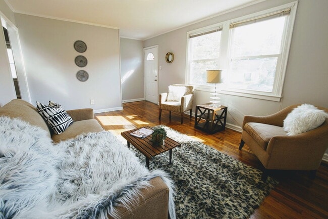 Foto del edificio - 3907 Peyton Ave