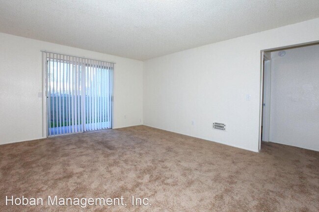 Foto del edificio - 3 br, 2 bath Apartment - 246 N Emerald Dr....