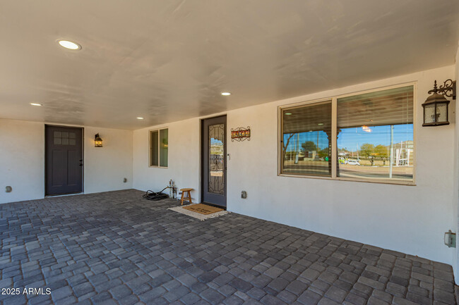 Foto del edificio - 14027 N 32nd St