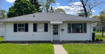 Building Photo - 206 Lindenwood Dr