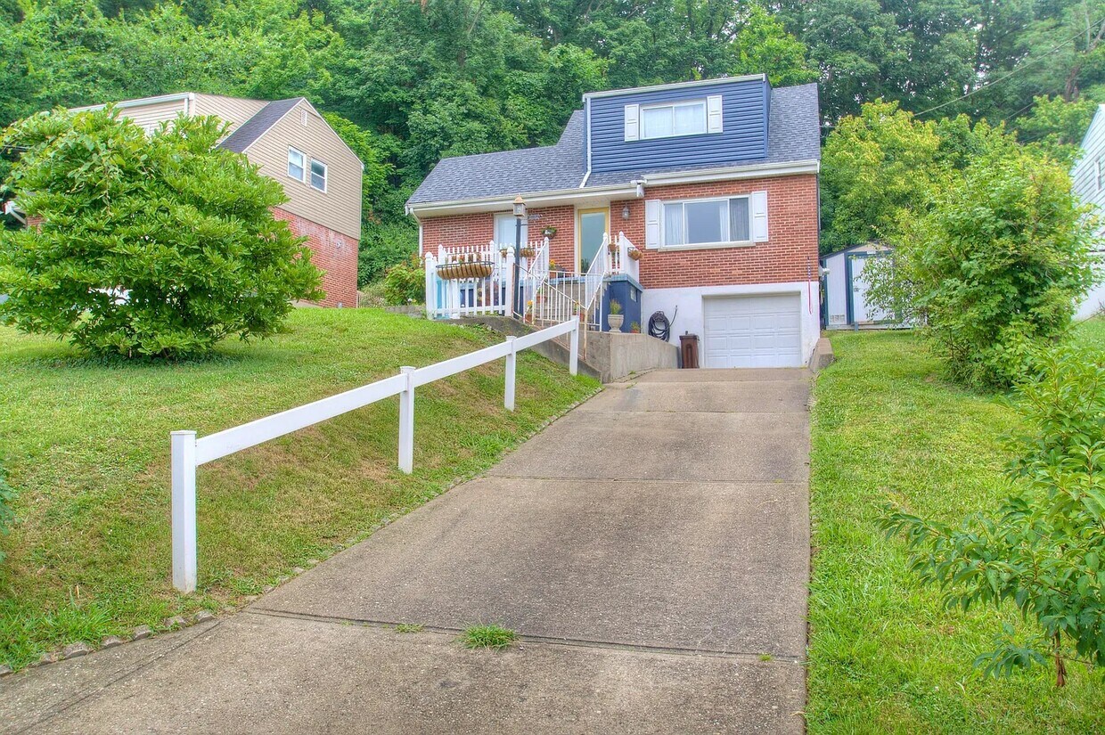 1162 Waterworks Rd, Newport, KY 41071 House Rental in Newport, KY