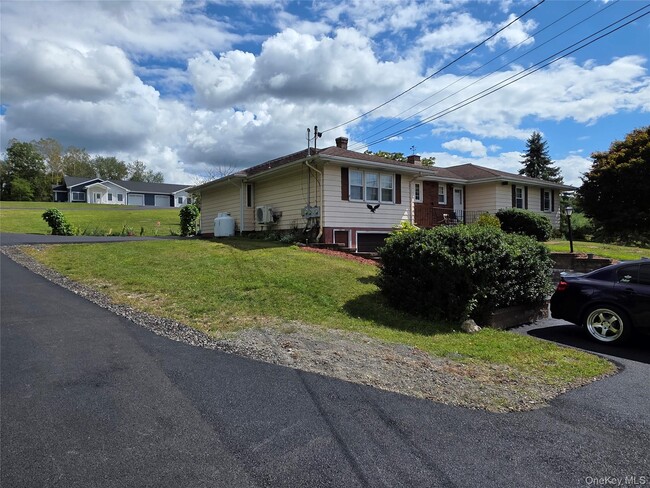 Building Photo - 410 Plattekill Ardonia Rd