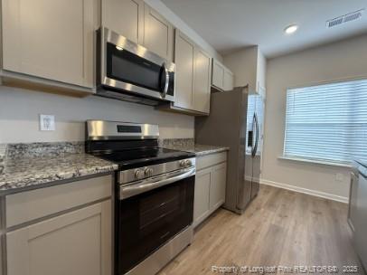 Building Photo - 274 Deodora Ln