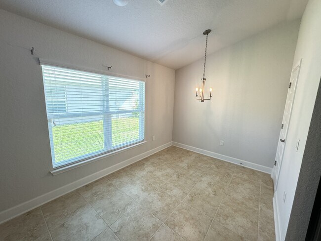 Building Photo - Coming Soon! Beautiful 4 Bedroom 2 Bathroom Single Family in Winter Haven Gated Community