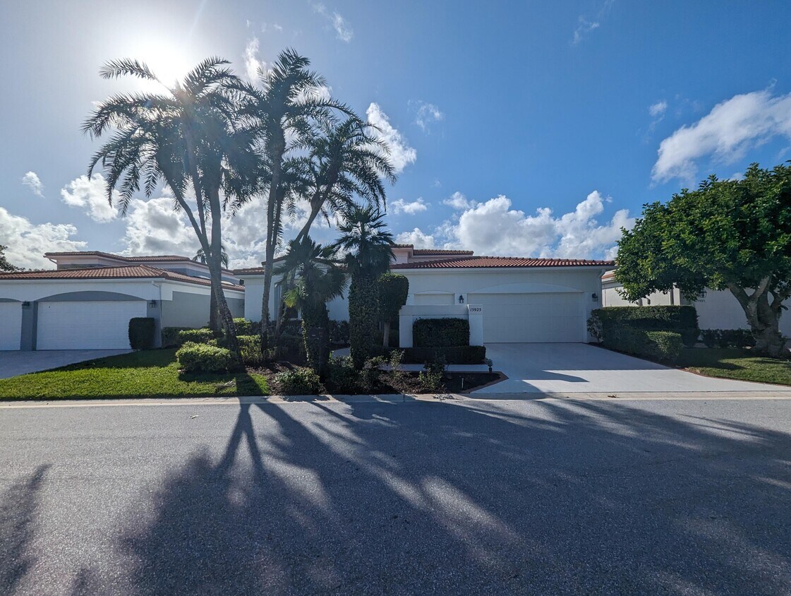 Primary Photo - 15925 Westerly Terrace