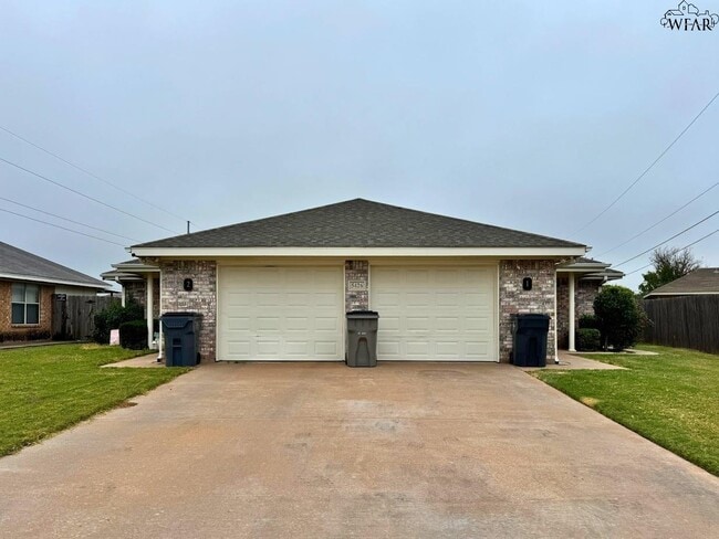 Building Photo - 5426 Ricci St