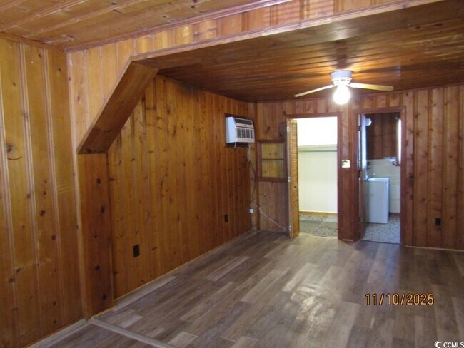 Building Photo - 500 25th Ave S