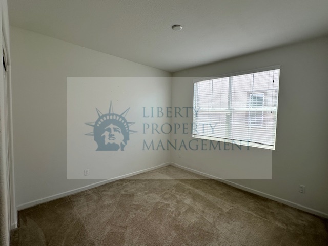 Building Photo - 436 Leonardo Wy
