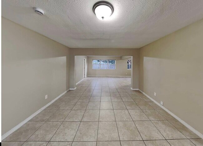 Foto del edificio - 5702 Jefferson St