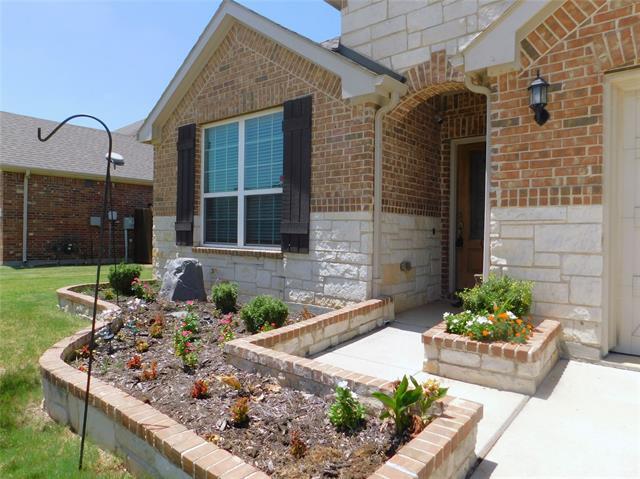 Foto del edificio - 9616 Creekmere Dr