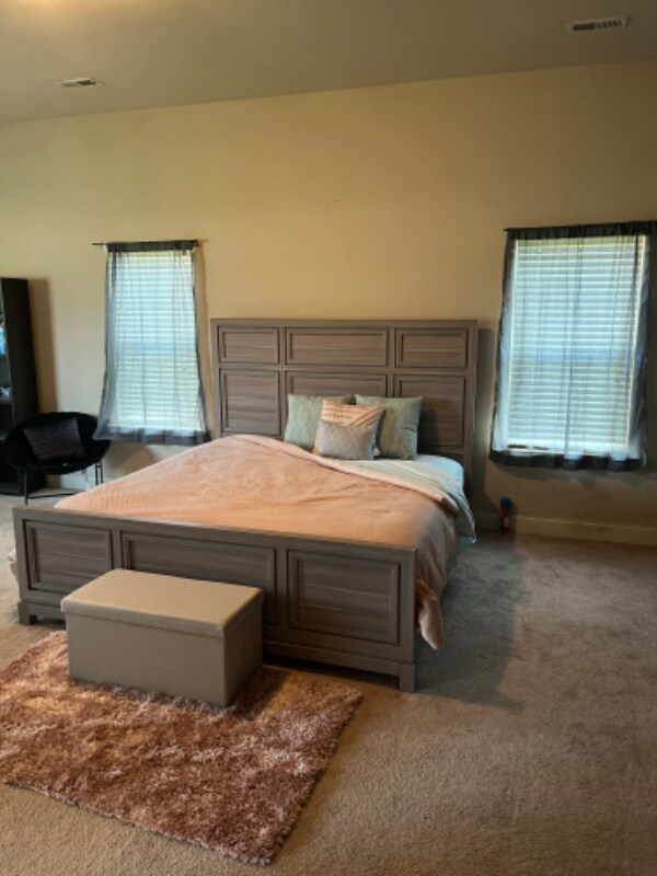 Foto del edificio - 3 Bradley Ct