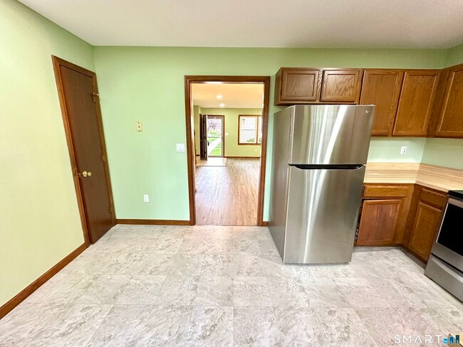 Foto del edificio - 10 Windwood Dr