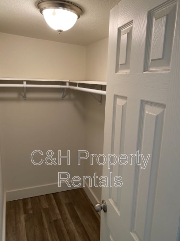 Foto del edificio - 711 N 26th St