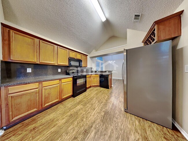Foto del edificio - 153 Magnolia Ln