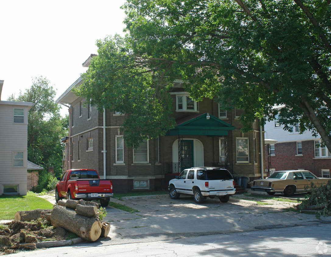 Primary Photo - 117 S 38th St