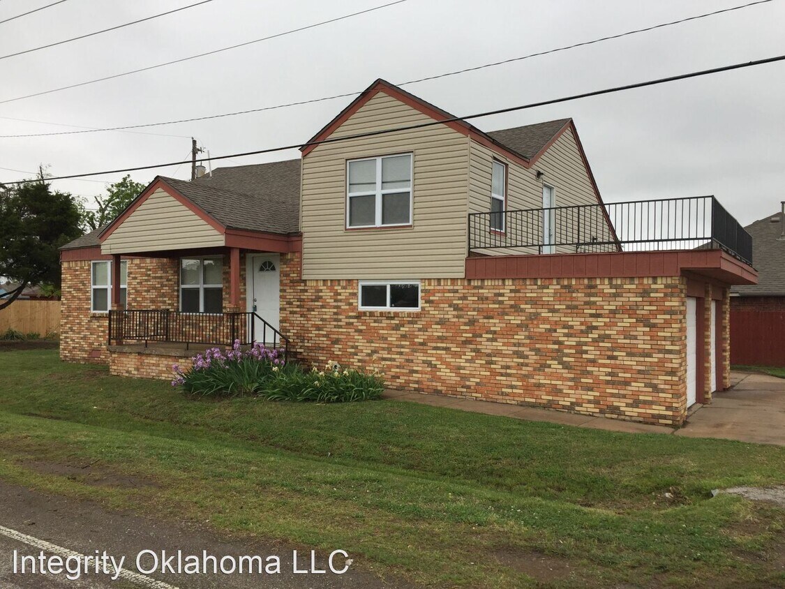 Primary Photo - 4 br, 2 bath House - 445 NW 119th Street
