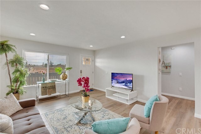 Foto del edificio - 7781 Slater Ave