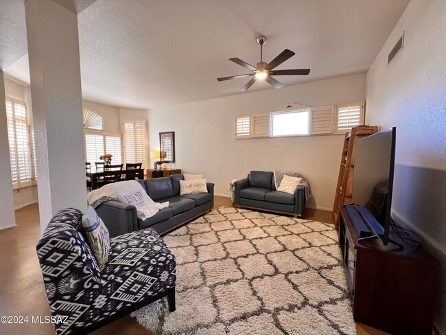 Building Photo - 14248 N Cirrus Hill Dr