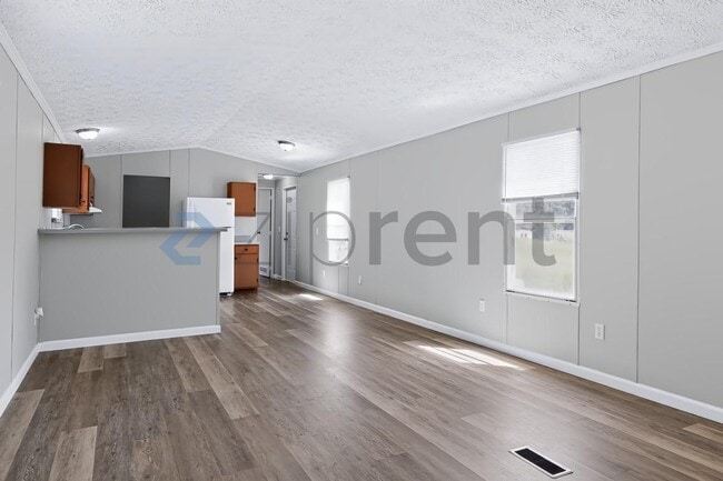 Building Photo - Unit 303