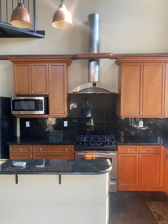 Building Photo - Heritage Lofts