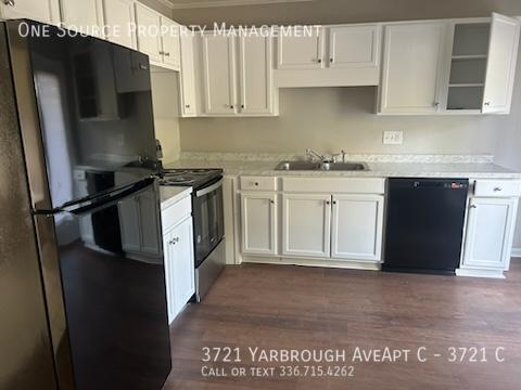 Building Photo - 3721 Yarbrough Ave