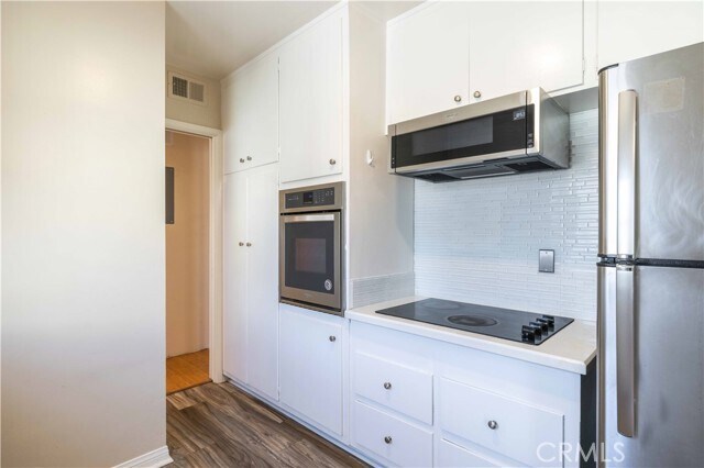 Foto del edificio - 1227 E 1st St