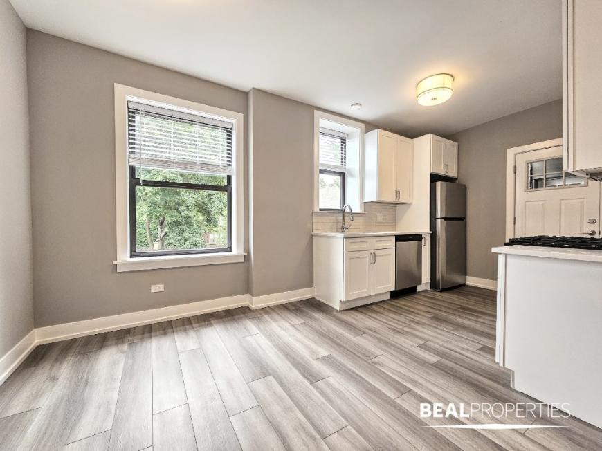 2 bedroom in CHICAGO IL 60613 - 2 bedroom in CHICAGO IL 60613