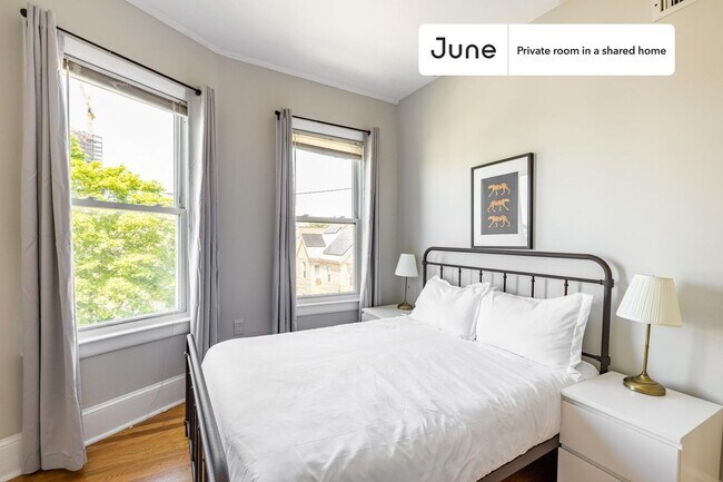 Foto del edificio - Room in Shared 3 bed/1 bath home