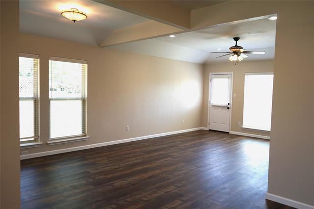 Foto del edificio - 6322 Woolwich Dr