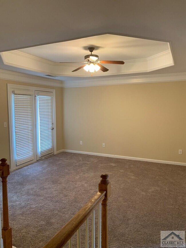 Building Photo - 105 Putters Dr