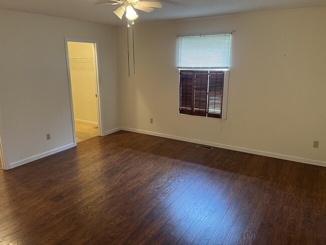 Building Photo - 2735 Vada Ln