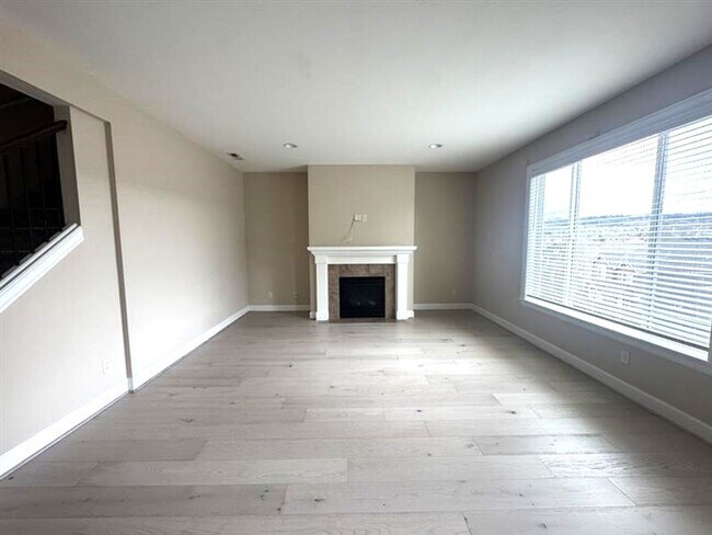 Foto del edificio - 6086 NW 170th Ave