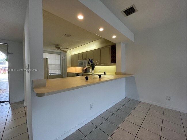 Building Photo - 4161 NW 9th Ave