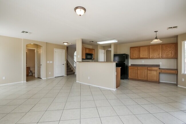 Building Photo - 1713 S 82nd Ave
