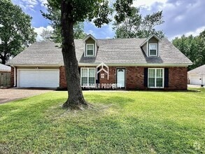 Building Photo - 6667 Amersham Dr
