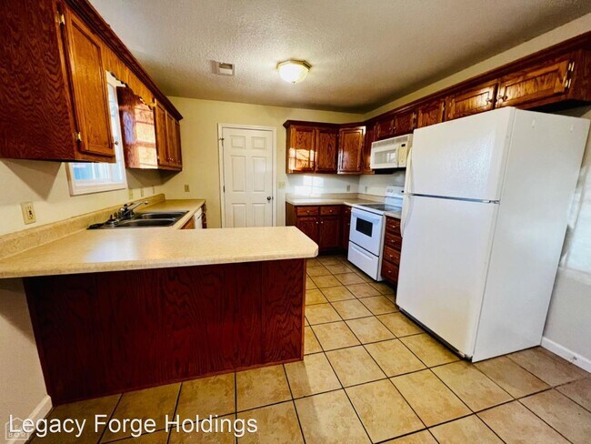 Foto del edificio - 3 br, 2 bath House - 905 Sandino
