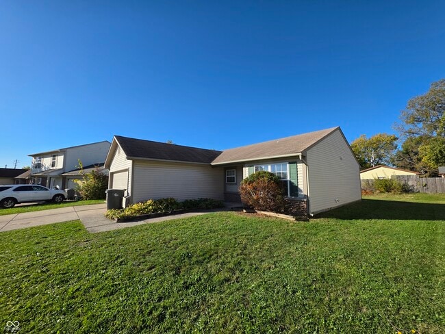 Building Photo - 6165 Pinnacle Blvd