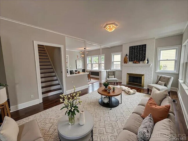 Foto del edificio - 310 Fishel Ave