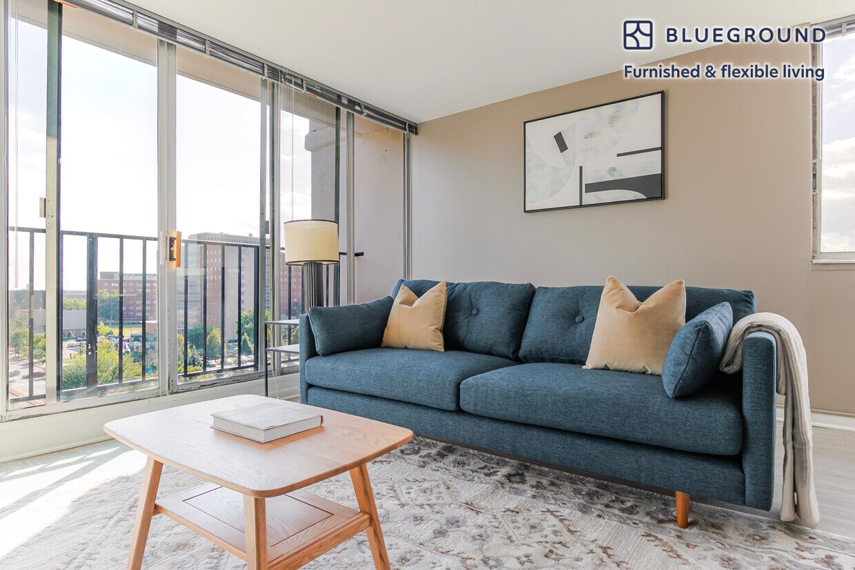 Foto principal - 903 S Ashland Ave