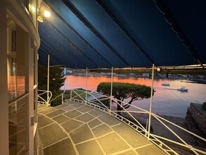 Building Photo - 700 Steamboat Rd