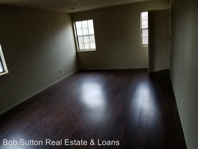 Building Photo - 3 br, 3.5 bath House - 2844 Lakeside Dr