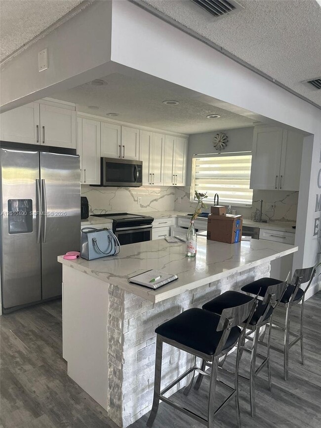 Foto del edificio - 7506 NW 33rd St