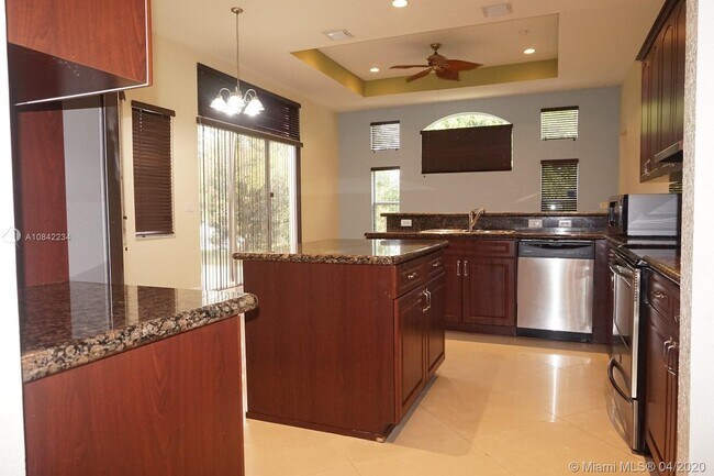 Building Photo - 8345 Phoenician Ct