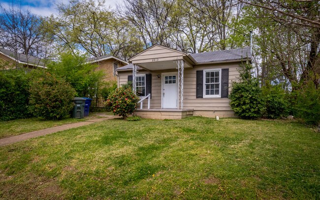 Foto del edificio - 2413 Kirby Ave