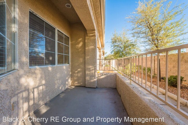 Building Photo - 3 br, 3 bath House - 1332 Dusty Creek St