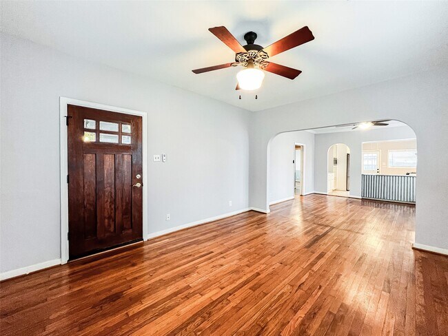 Building Photo - 4035 Michaux St