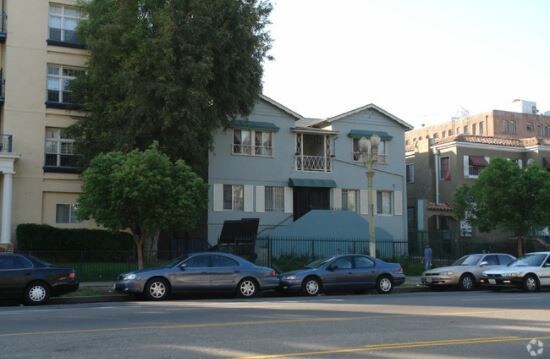 Primary Photo - 516 S Rampart Blvd