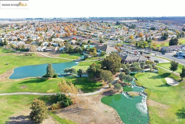 Foto del edificio - 402 Palisades Dr