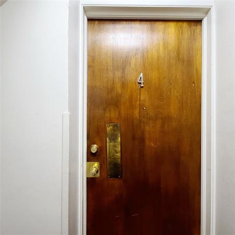 Foto del edificio - 4916 Worth St