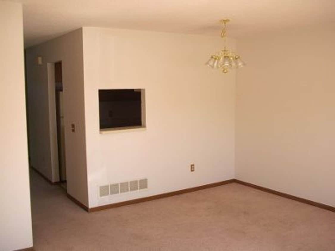 Building Photo - 2752-2758 Scarlet Oak